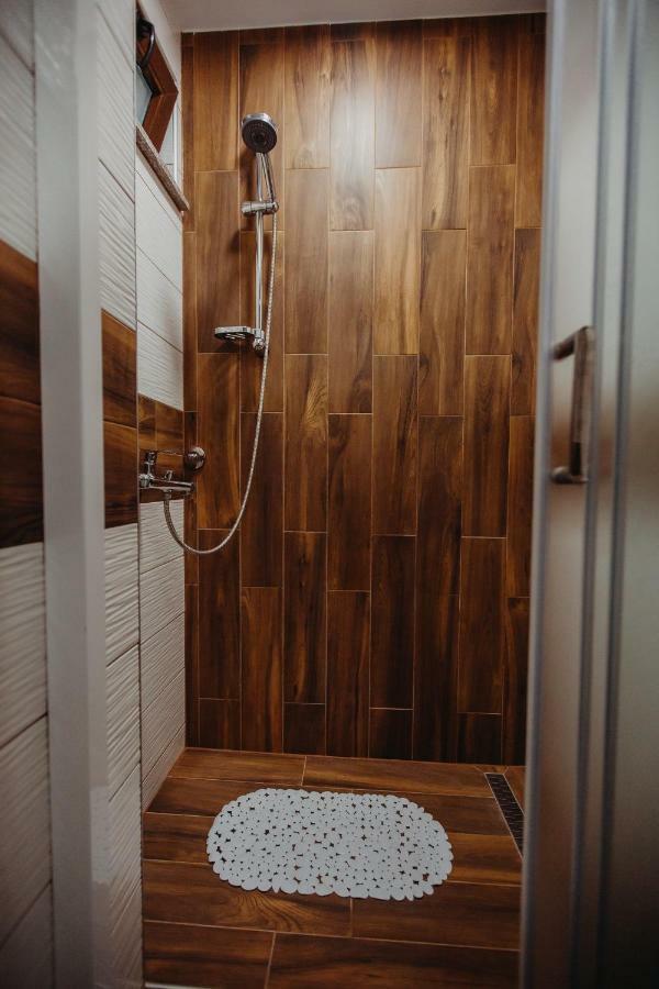 Apartman Vejama Josipdol Ngoại thất bức ảnh