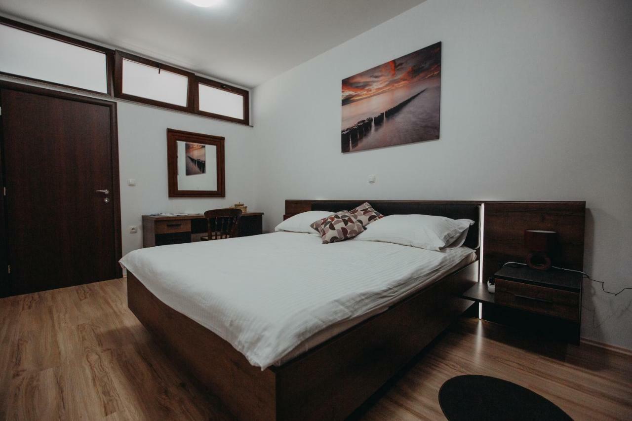 Apartman Vejama Josipdol Ngoại thất bức ảnh