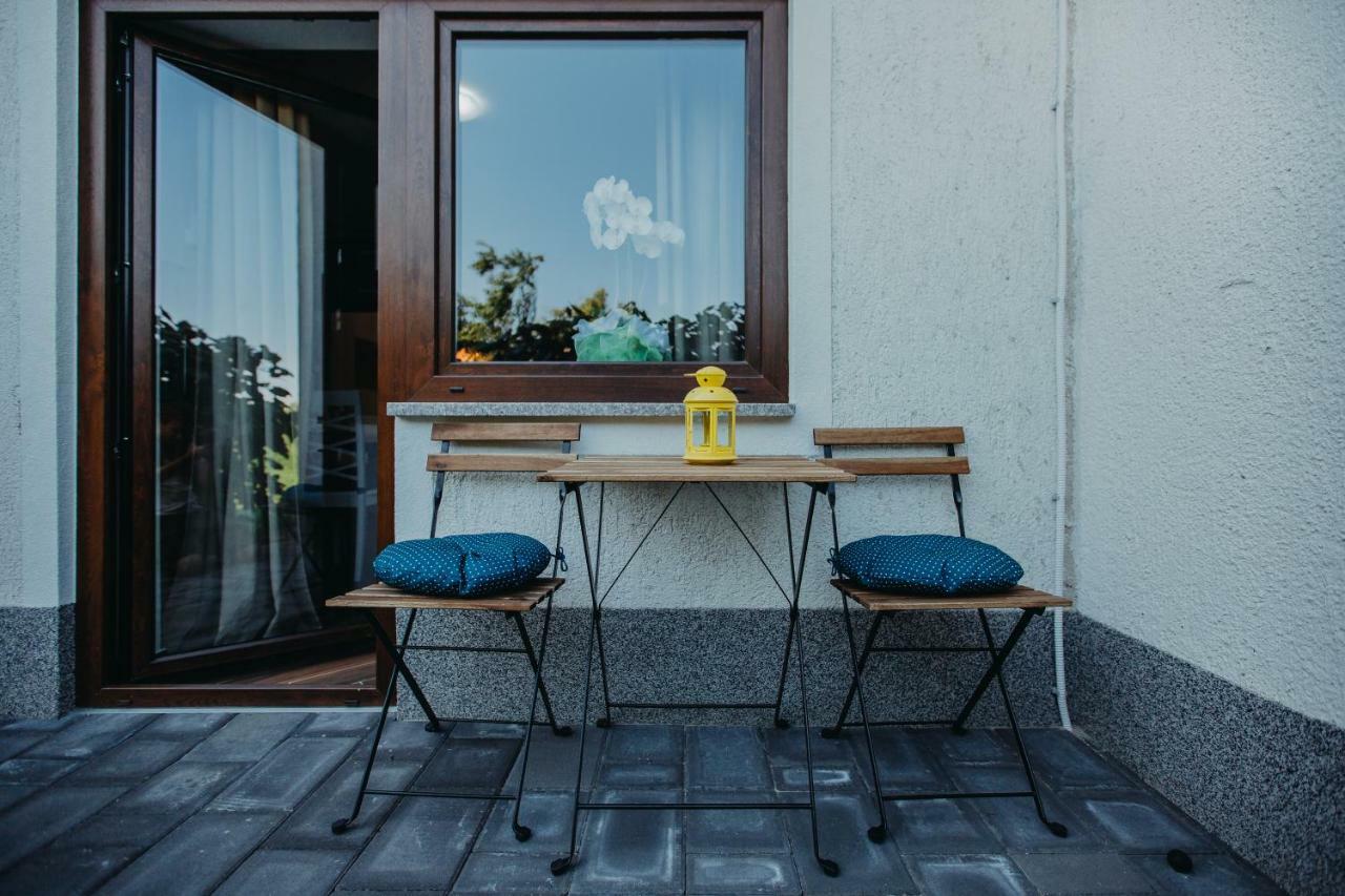 Apartman Vejama Josipdol Ngoại thất bức ảnh
