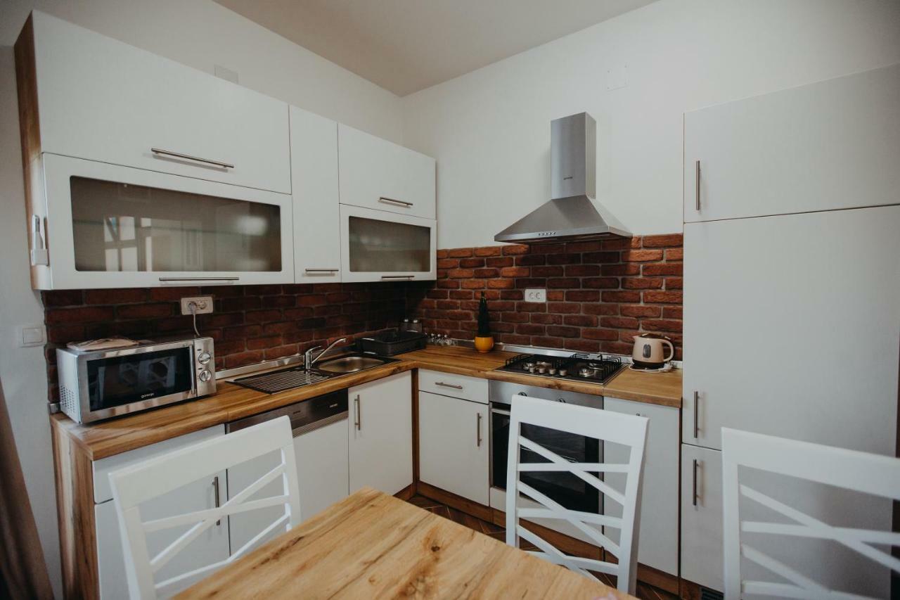 Apartman Vejama Josipdol Ngoại thất bức ảnh