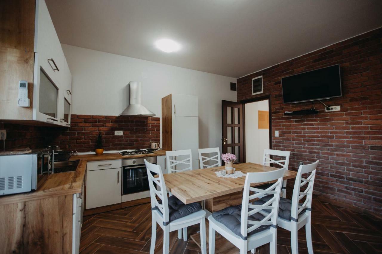 Apartman Vejama Josipdol Ngoại thất bức ảnh